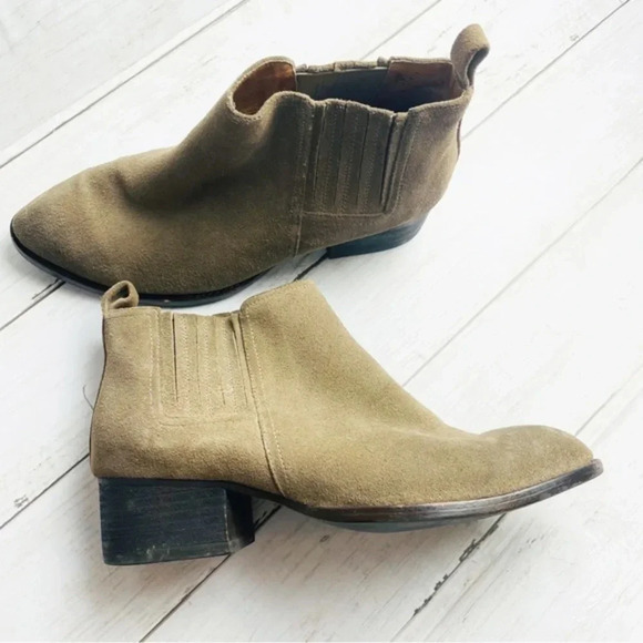 Jeffrey‎ Campbell Ibiza Taupe Suede Metcalf Booties 6.5 - Picture 3 of 7